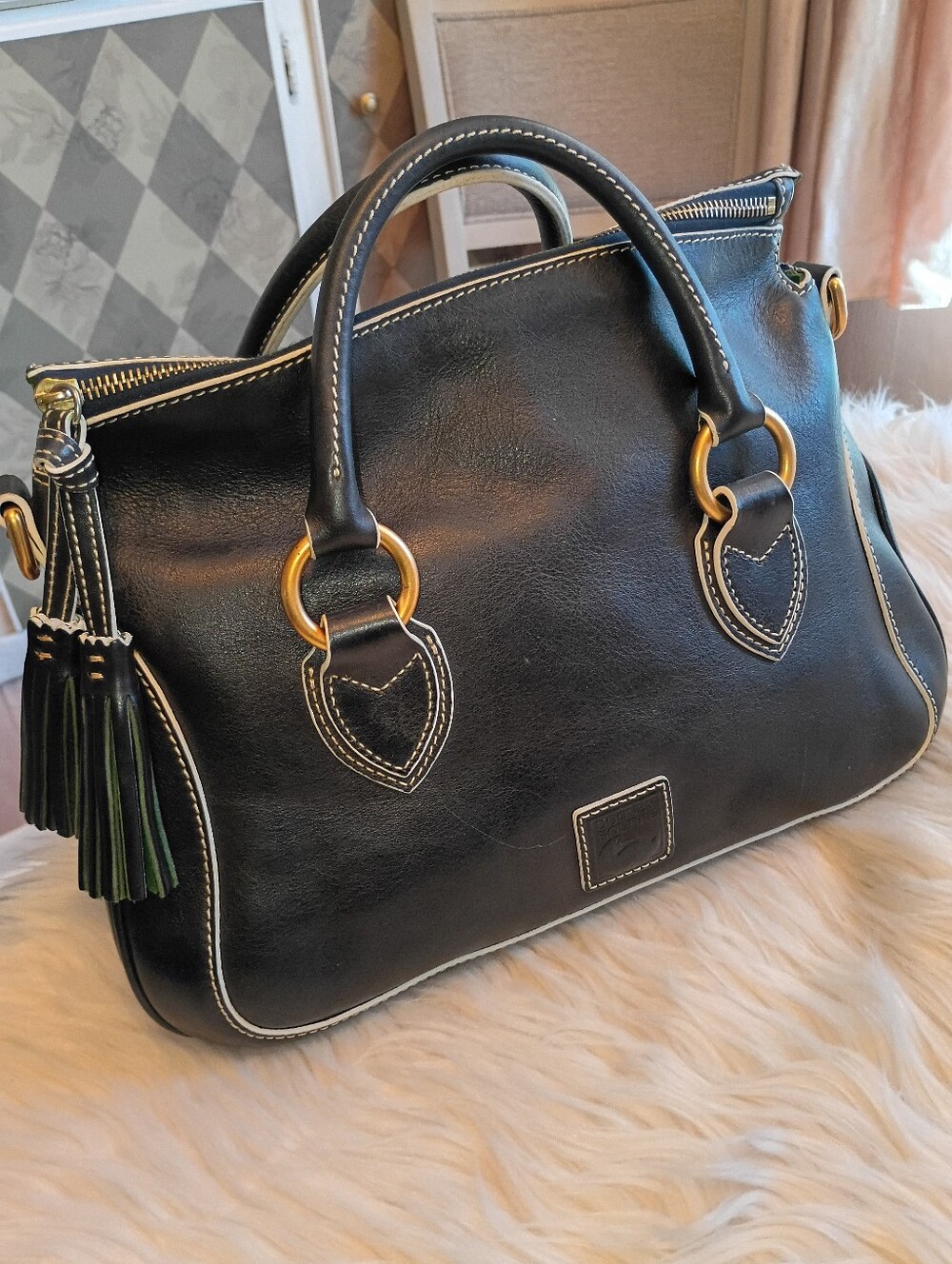 Dooney Florentine satchel Savannah Edge Navy leather